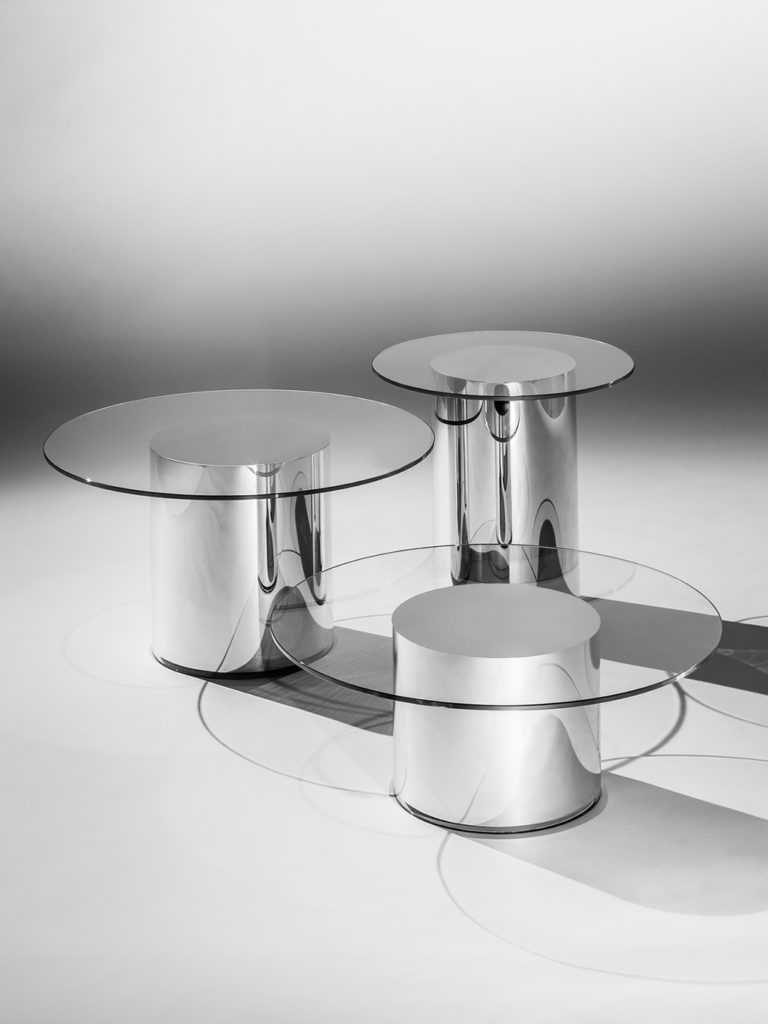 2001 side tables. Diseño de Ramón Úbeda y Otto Canalda