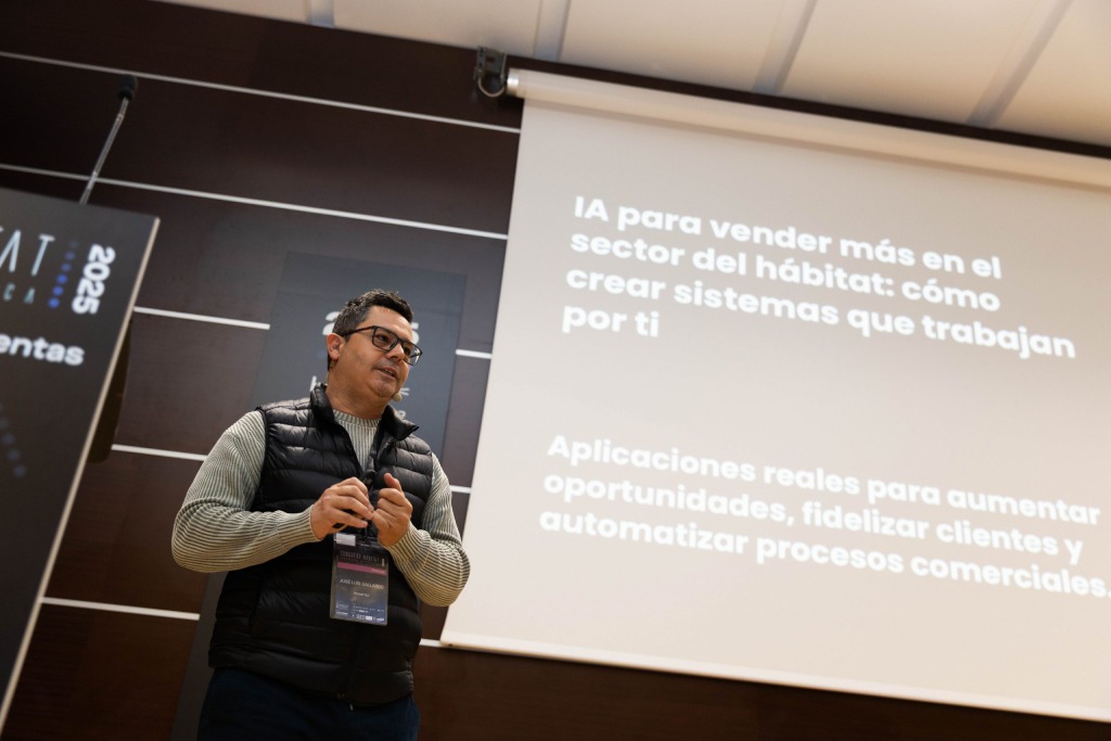 Gallardo, fundador de promptea